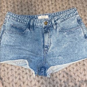 Guess lightwash denim shorts